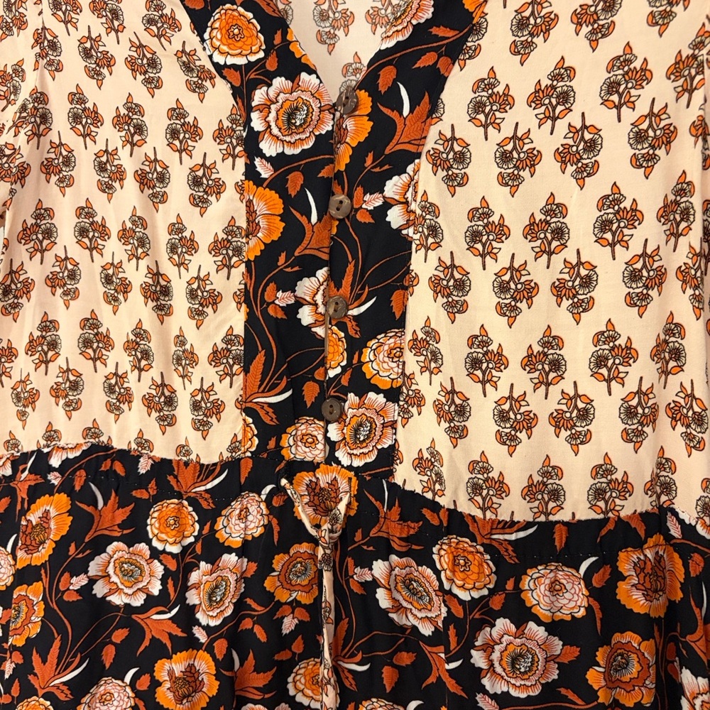 Bohemian Floral Maxi Dress in Cream and Black - Picture 5 of 7